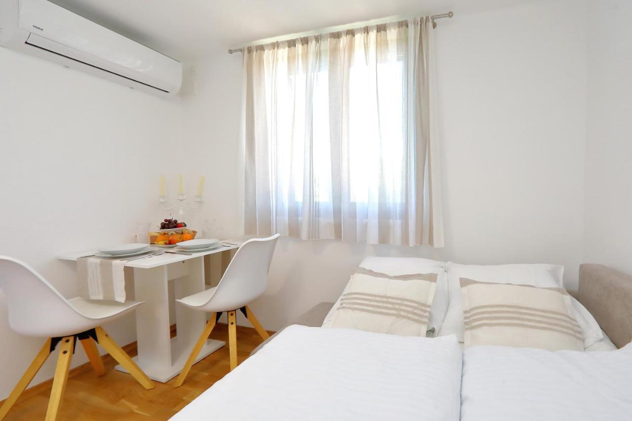 Topesa 1 Apartamento *