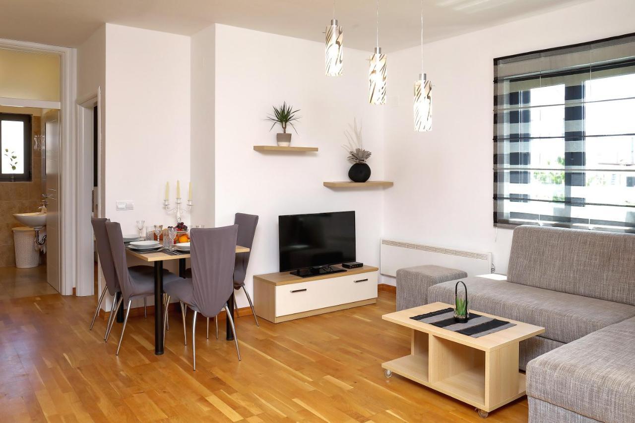 Topesa 1 Apartamento *